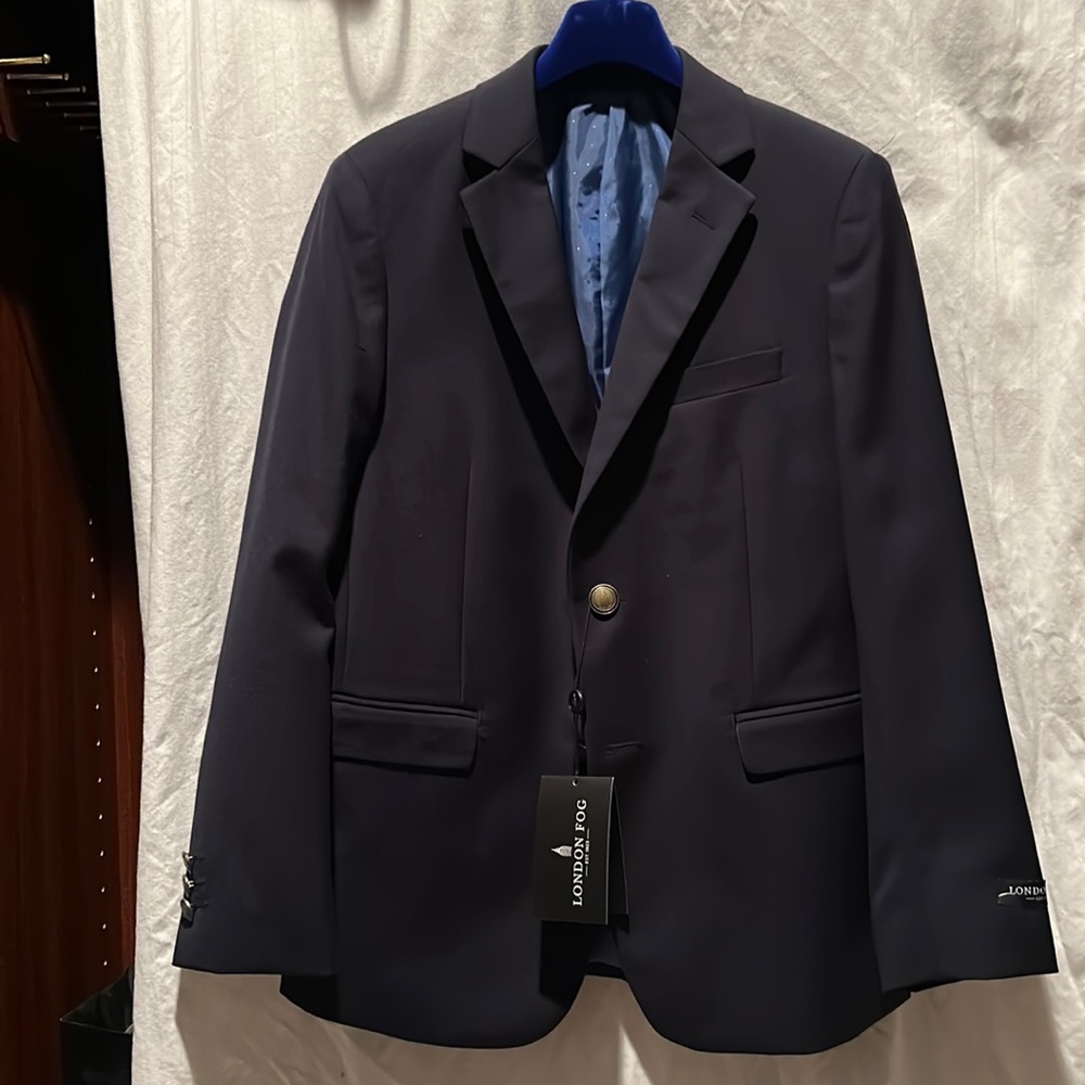 London fog boys navy traditional Blazer. Size 12 new with tags.